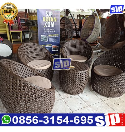 pabrik pengrajin sofa gentong rotan sintetis ruang tamu